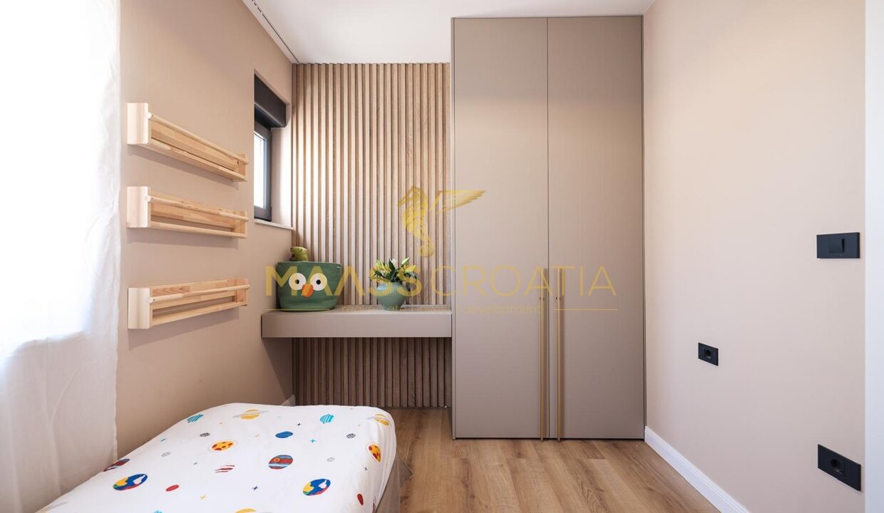 PHOTO-2025-09-25-09-47-38 (7)