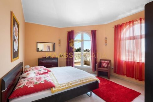 PHOTO-2025-11-25-12-48-29