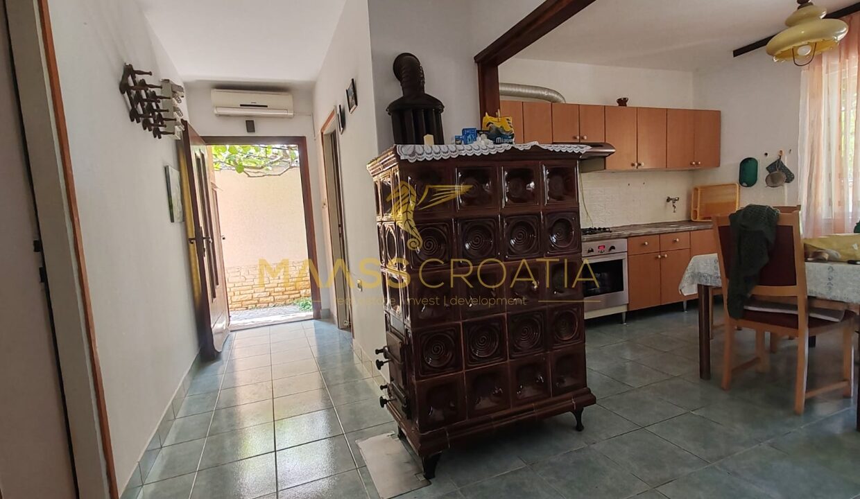 PHOTO-2025-11-25-12-39-04 (5)