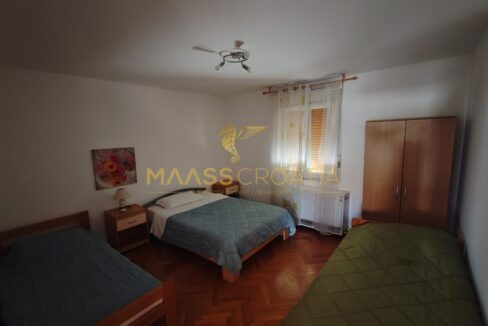 PHOTO-2025-11-25-12-39-01 (2)