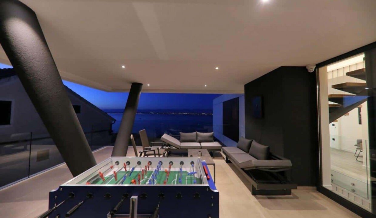 Neue Villa mit Meerblick auf Ugljan