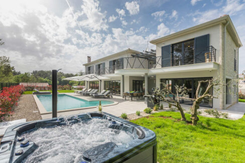 Exklusive Villa Pore?