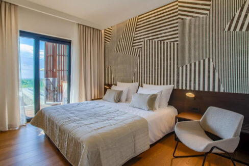 Zeitgenössische Oase, ein luxuriöser moderner Villenrückzugsort, Region Pore?