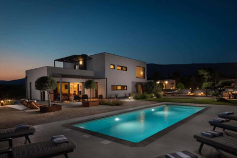 Erstaunliches modernes Haus bei Sibenik