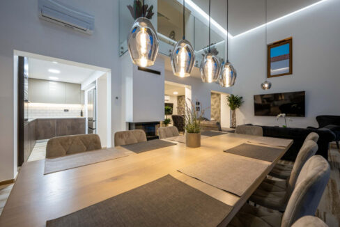 Neue moderne Villa mit Meerblick in der Nähe von Šibenik