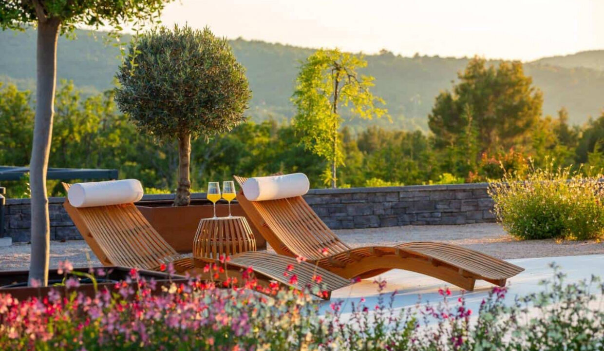 Erstaunliches modernes Haus bei Sibenik