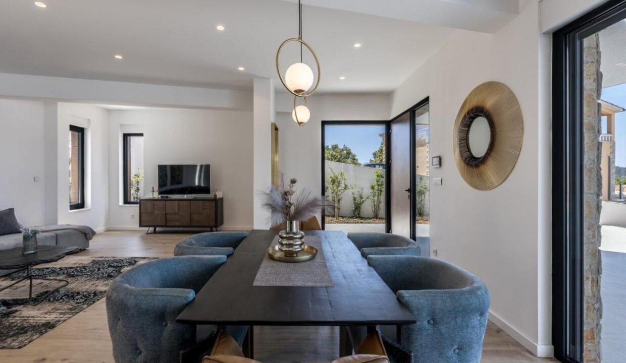 Luxuriöse Villa Ražanj