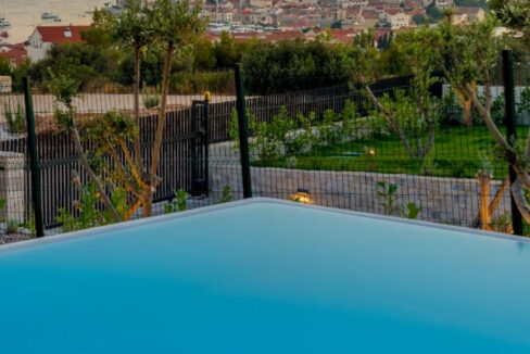 Schöne Villa mit Meerblick Primošten