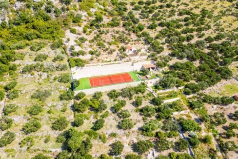 Großzügiges Anwesen mit einem Tennisplatz und einem Haus - Zaton, Dubrovnik Gebiet