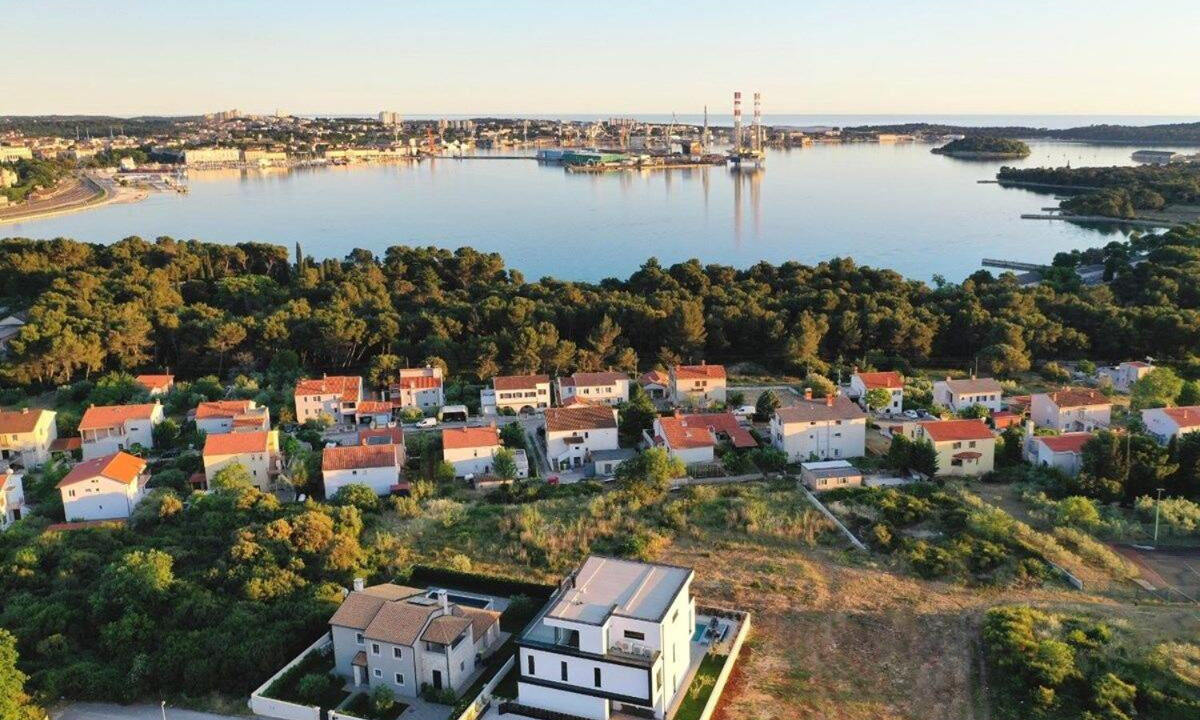 Exklusive neue Villa mit Meerblick - Pula, Istra