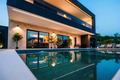 Modernes Haus bei Makarska