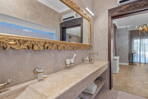 Exklusive Villa direkt am Meer in Vodice