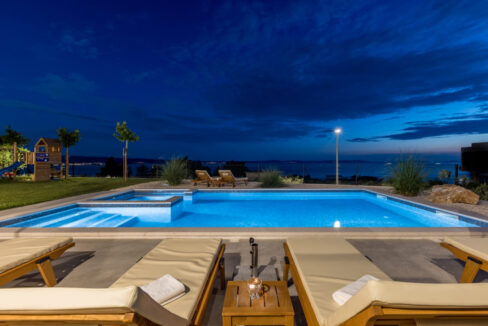 Neues Meerblick-Ferienhaus Podstrana