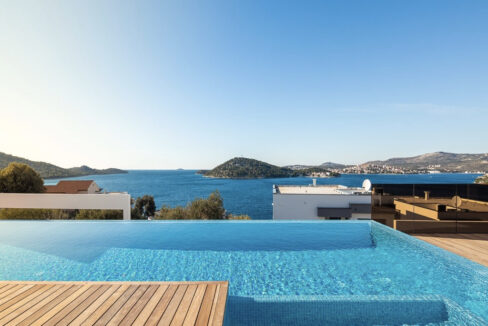 Neue moderne Villa mit Meerblick in Rogoznica