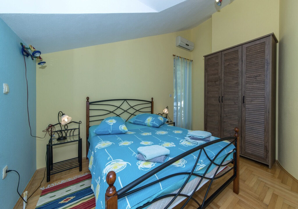 Haus mit Garten und Meerblick in Makarska