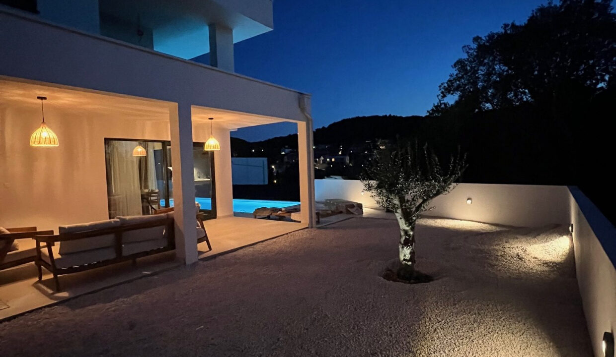 2 Stilvolle Häuser Dugi Otok