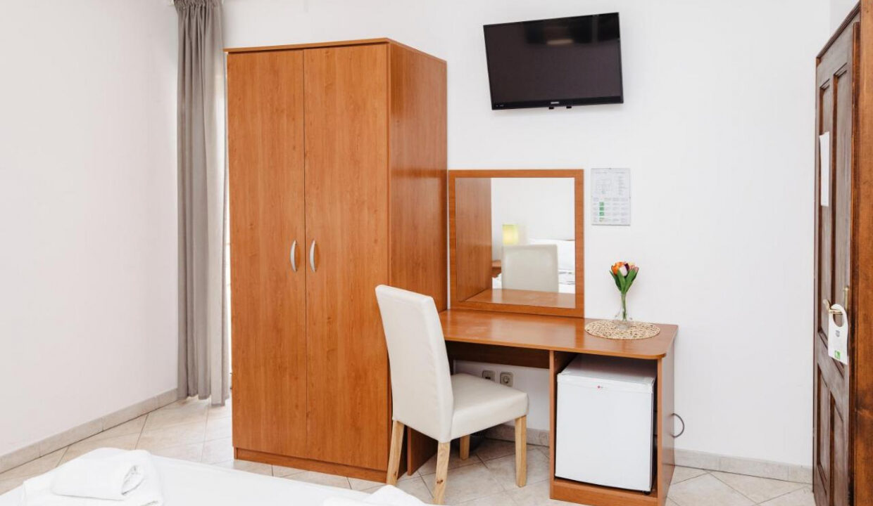 Grundstücke am Meer Tribunj