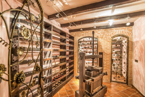 Faszinierendes Herrenhaus aus Stein in Visnjan, Istra