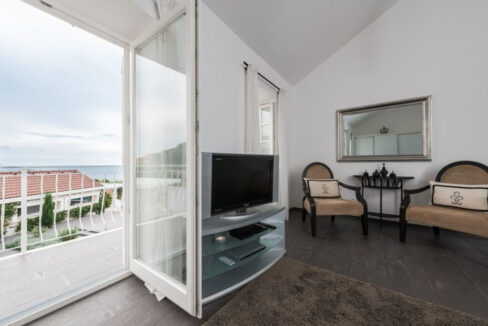 Steinvilla im Kolonialstil - Drvenik Mali, Split