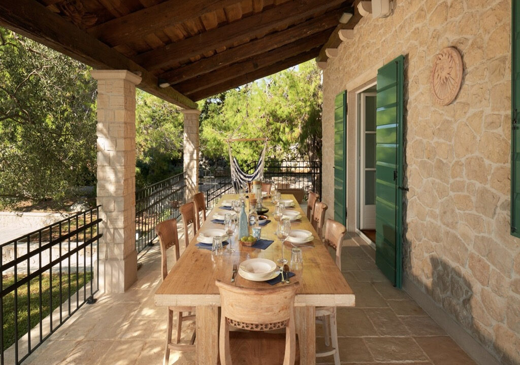 Exquisite Villa aus Stein - Die Insel Pag