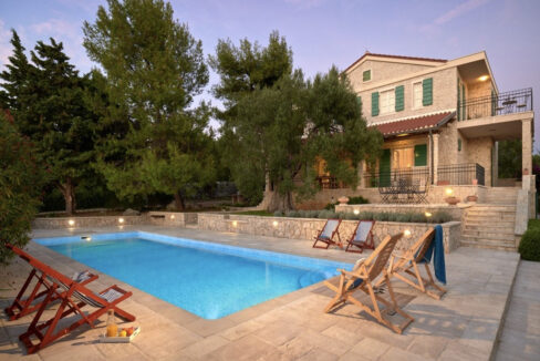 Exquisite Villa aus Stein - Die Insel Pag