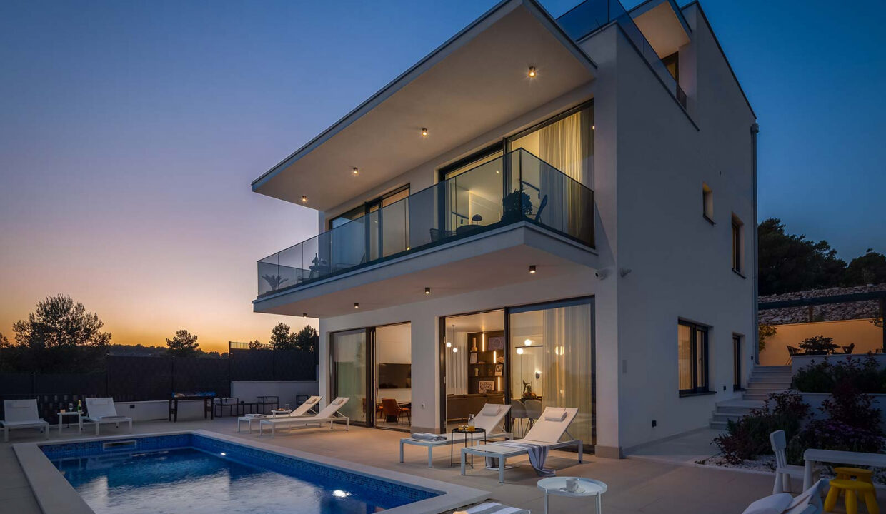 Exklusive Villa mit Meerblick Okrug Gornji