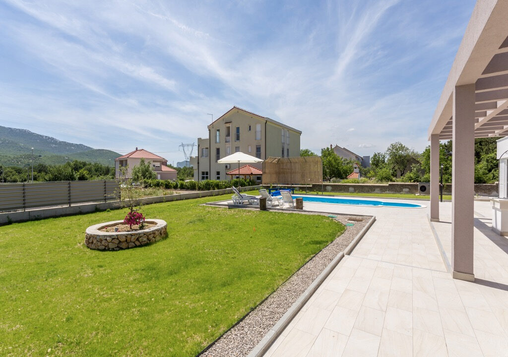 Atemberaubende moderne Villa - Region Split