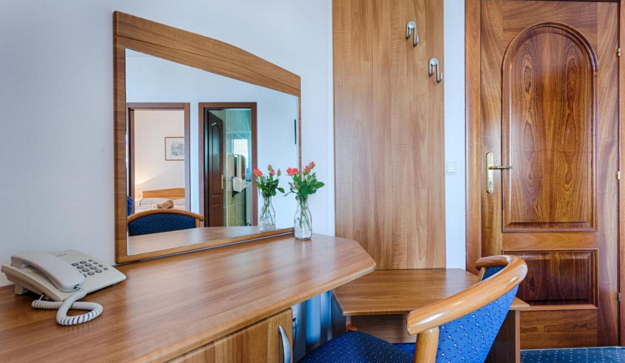 Elegantes Hotel mit Meerblick - Trogir