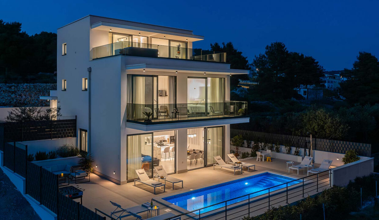 Exklusive Villa mit Meerblick Okrug Gornji