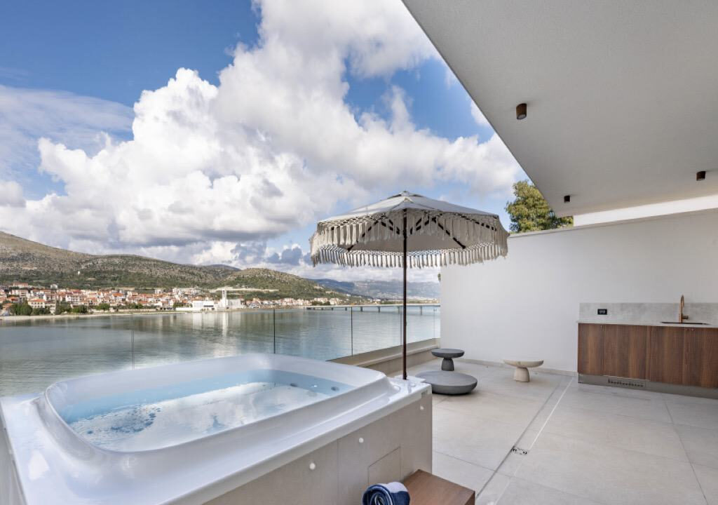 Villa am Meer in Trogir