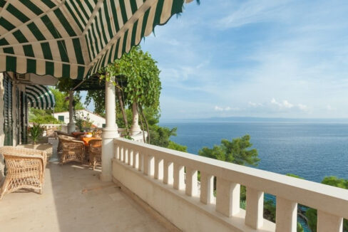 Villa am Meer auf der Insel Bra?