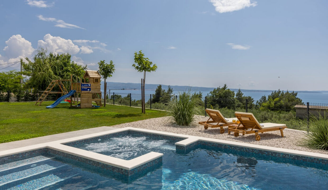 Neues Meerblick-Ferienhaus Podstrana