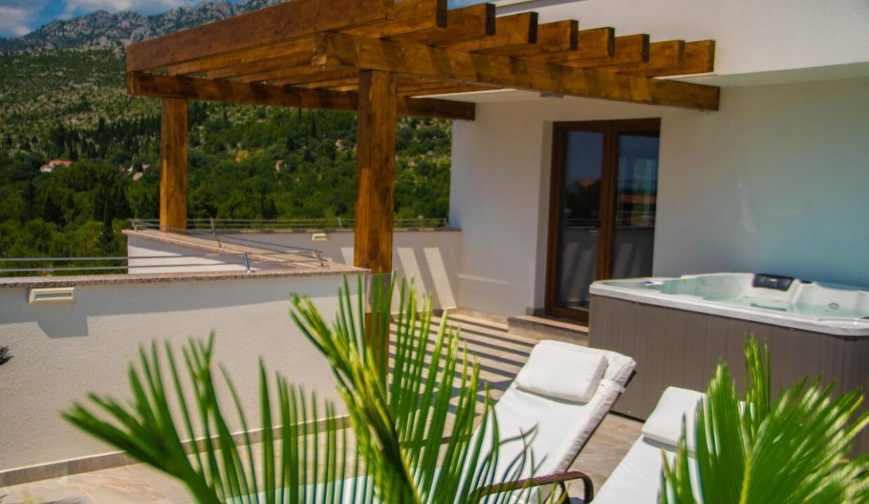 Wunderschöne Villa mit Meerblick in der Region Zadar