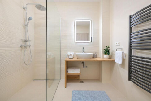 Modernes Haus mit Meerblick in Makarska