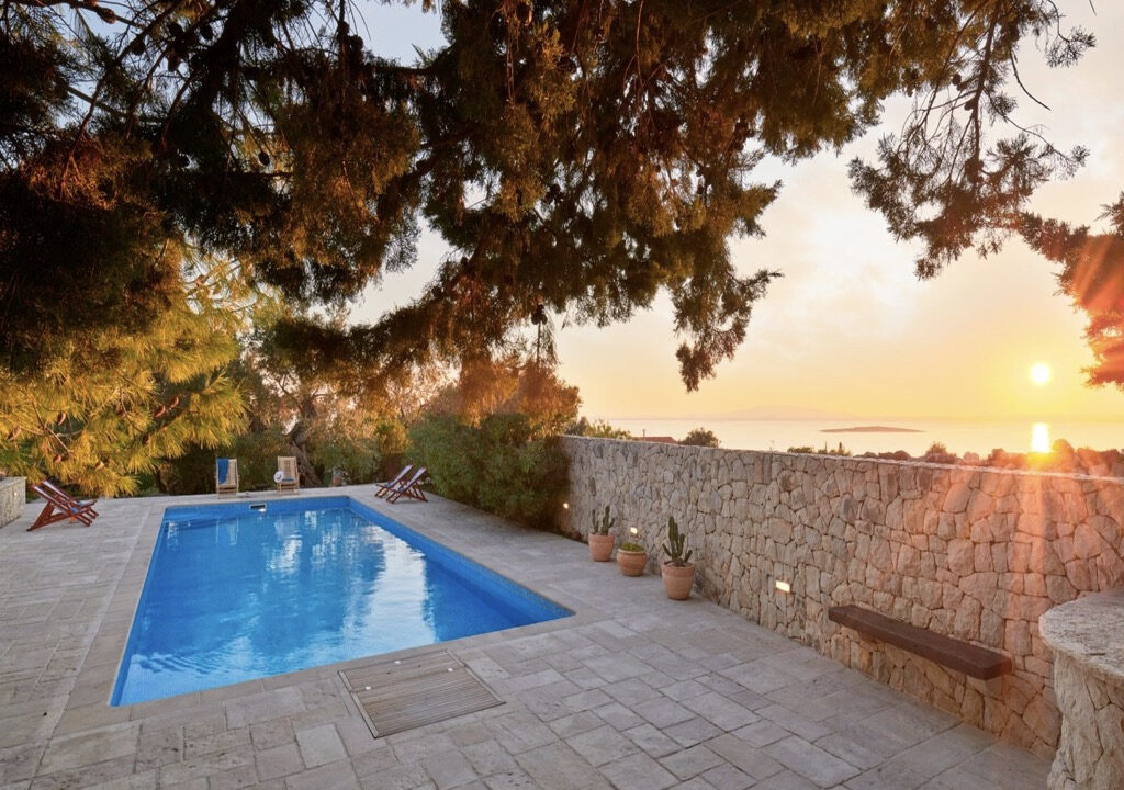 Exquisite Villa aus Stein - Die Insel Pag