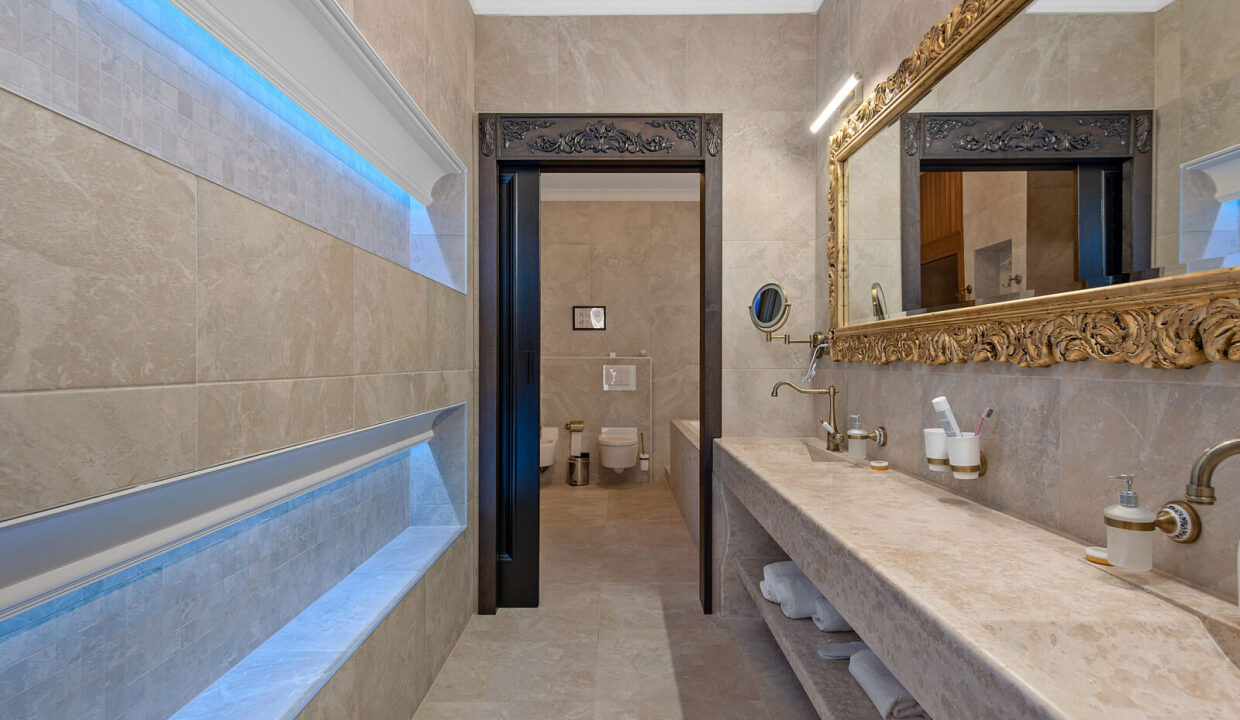 Exklusive Villa direkt am Meer in Vodice