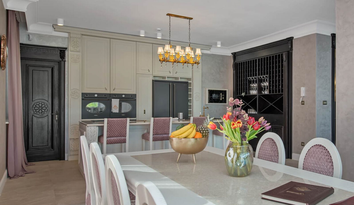 Exklusive Villa direkt am Meer in Vodice