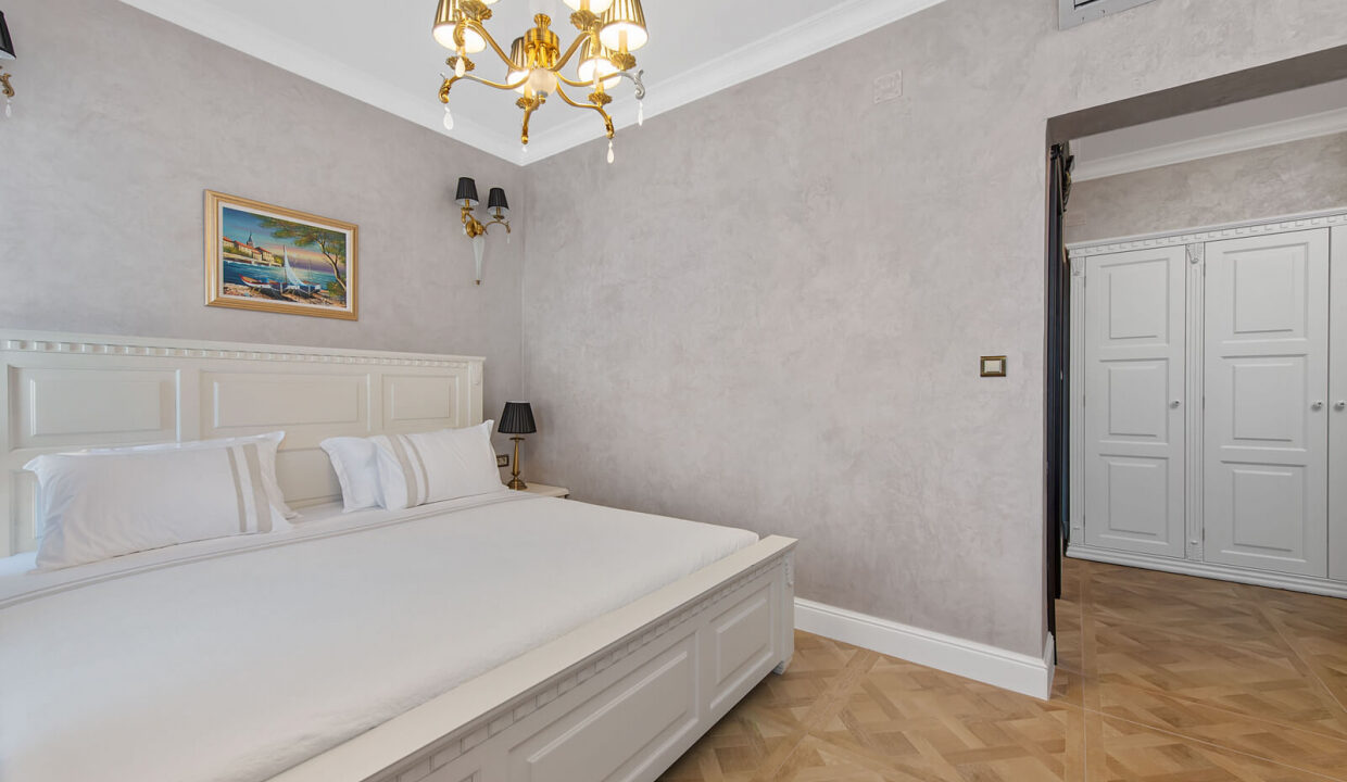 Exklusive Villa direkt am Meer in Vodice