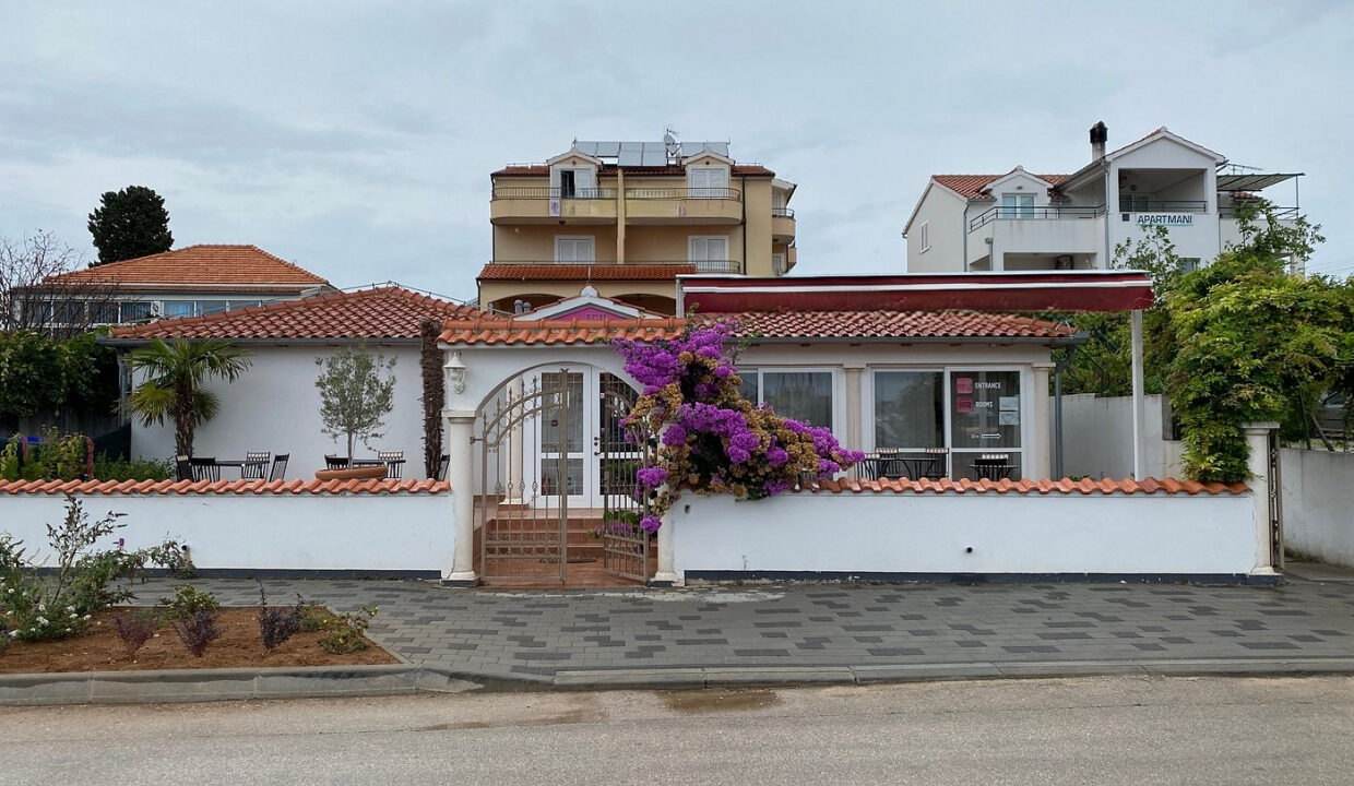 Grundstücke am Meer Tribunj