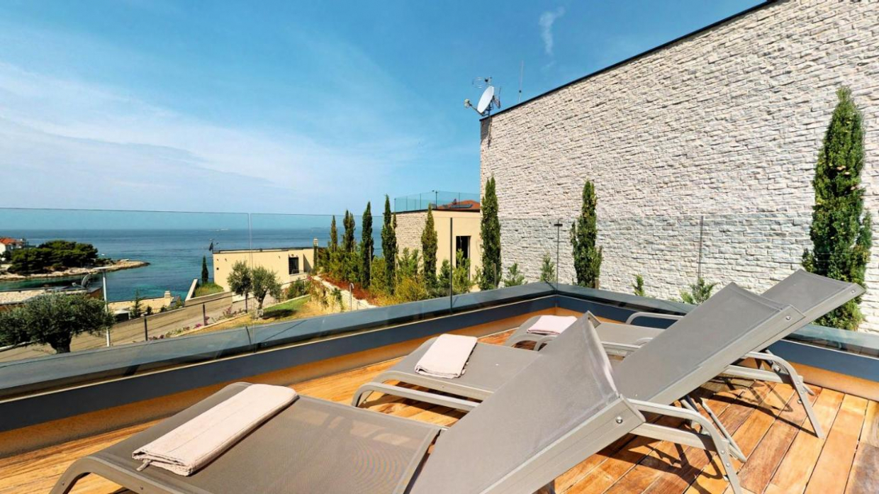 Spaciuos Villa Primošten