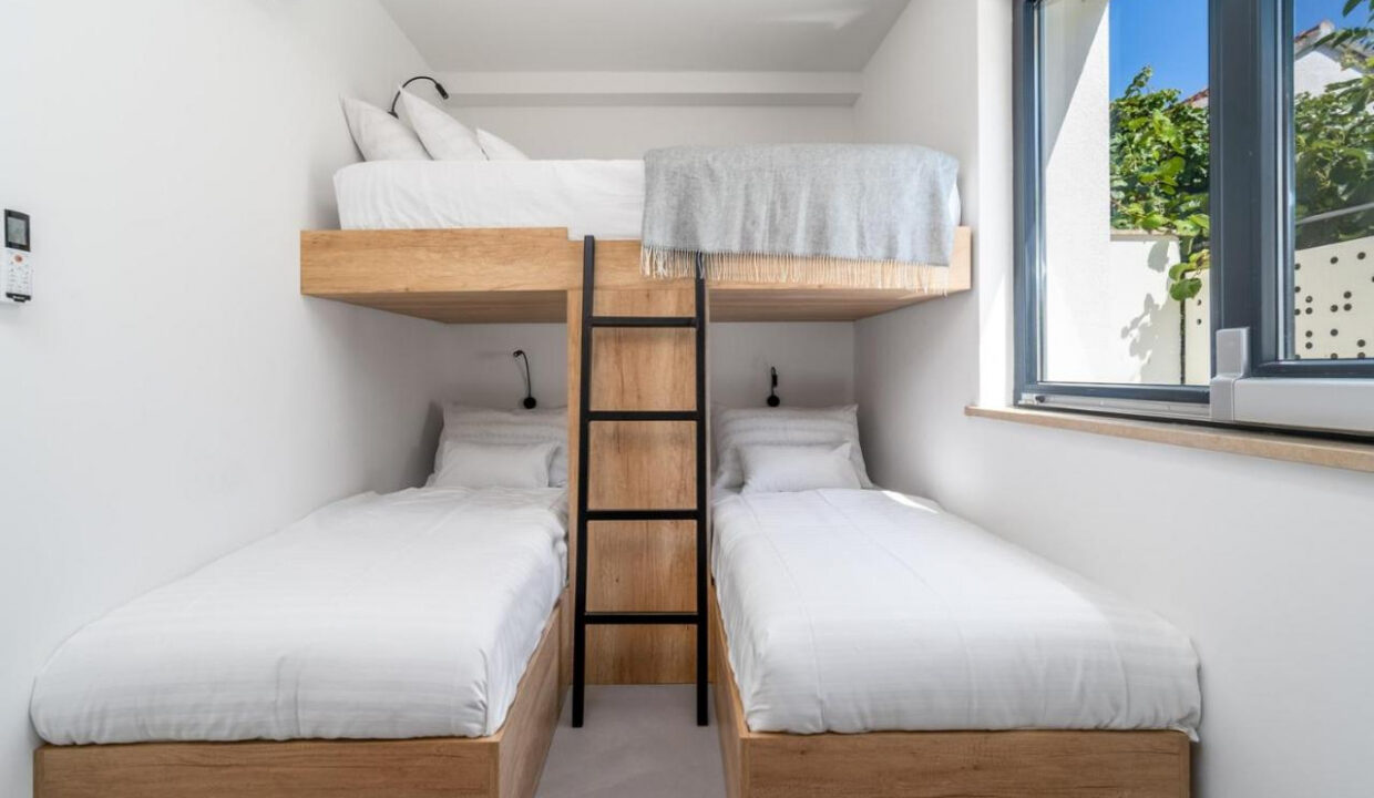 Erstaunliche neue Villa auf der Insel Brac