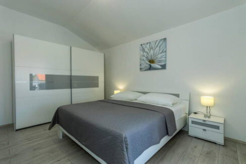 Neues Ferienhaus in der Nähe von Sibenik