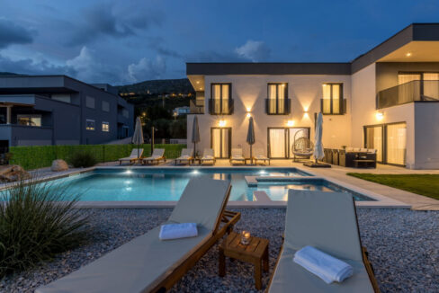 Neues Meerblick-Ferienhaus Podstrana