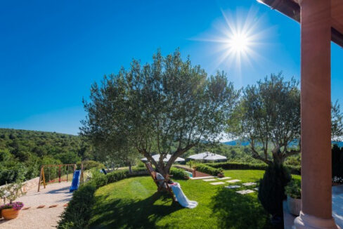 Tropisch anmutende Villa in der Nähe des Nationalparks Krka