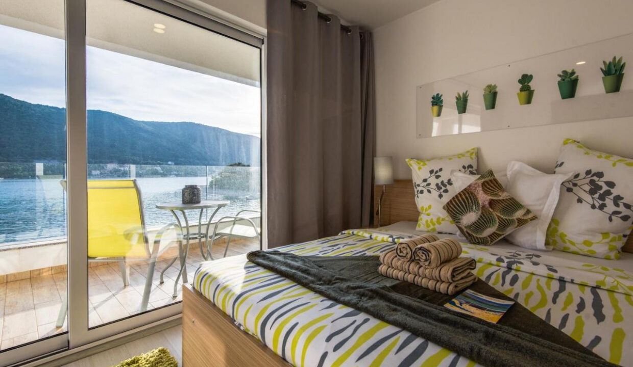 Haus am Wasser in Sibenik