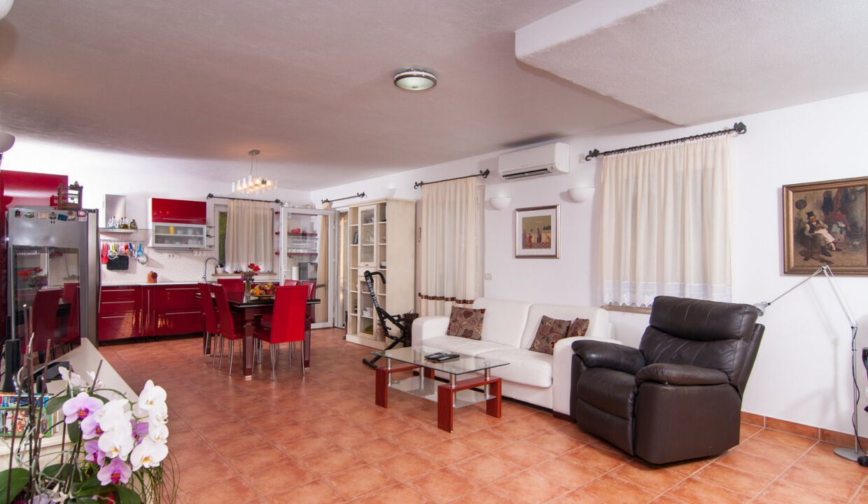 Steinhaus in Supetar, Brac