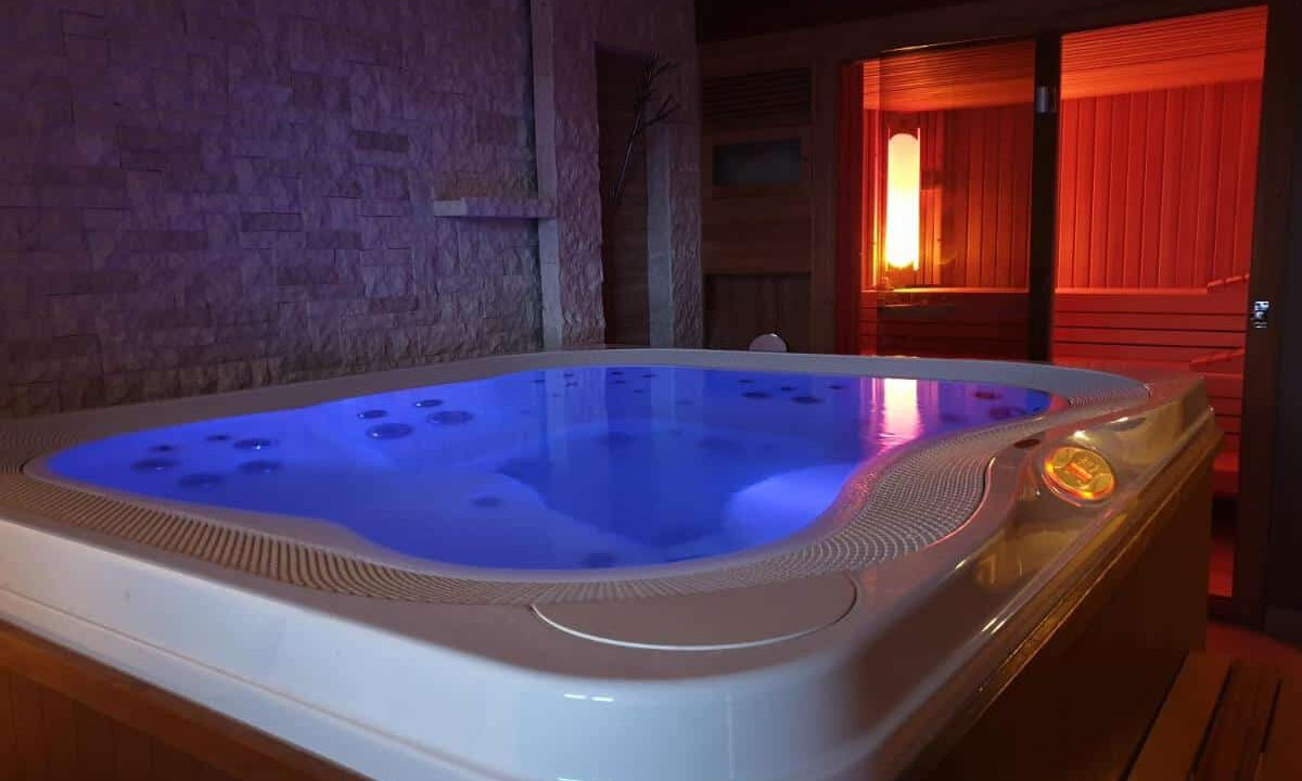 Erstaunliches Haus bei Pakostane