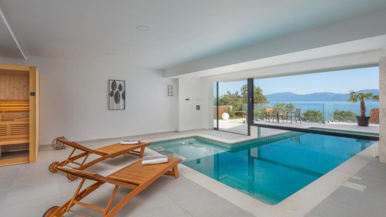 Erstaunliche Villa mit Meerblick