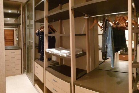 Erstaunliches Haus bei Pakostane