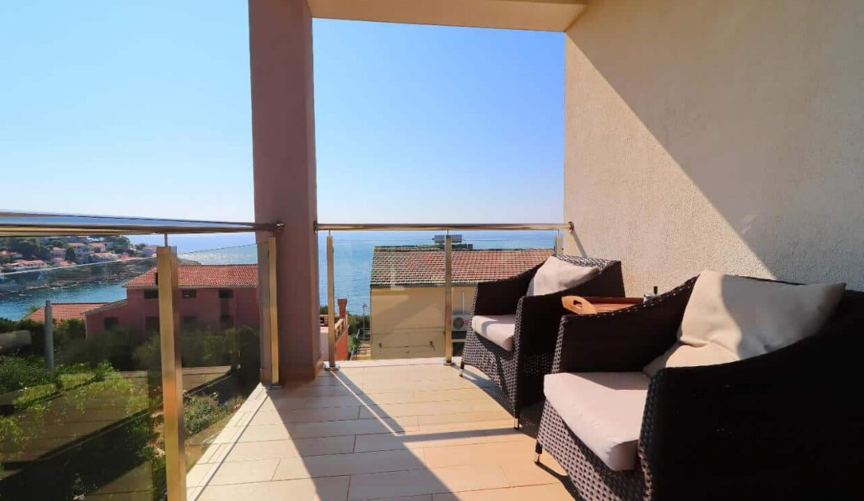 Haus mit Meerblick bei Cara